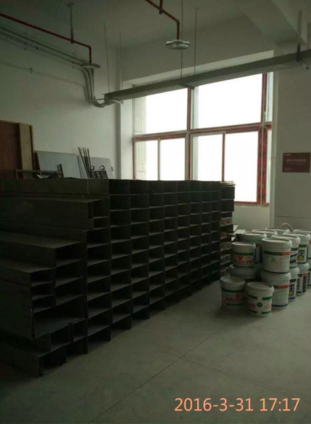 重慶德康食品廠(chǎng)房裝修工程施工中